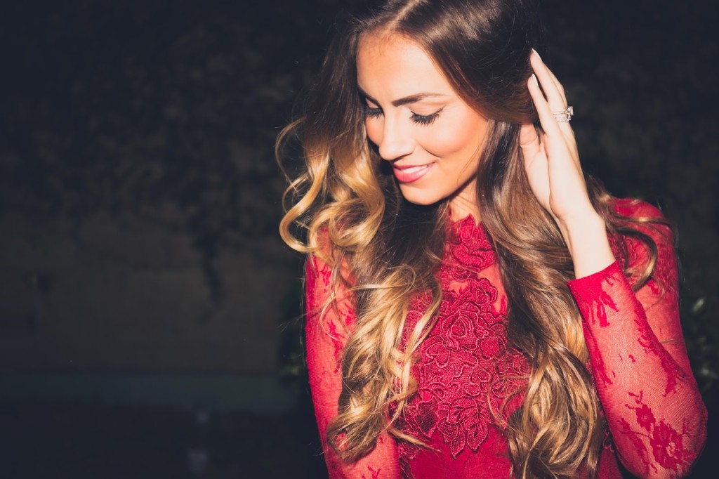 Lady in Red || Christmas Eve Eve Look - Hello Gorgeous, by Angela Lanter