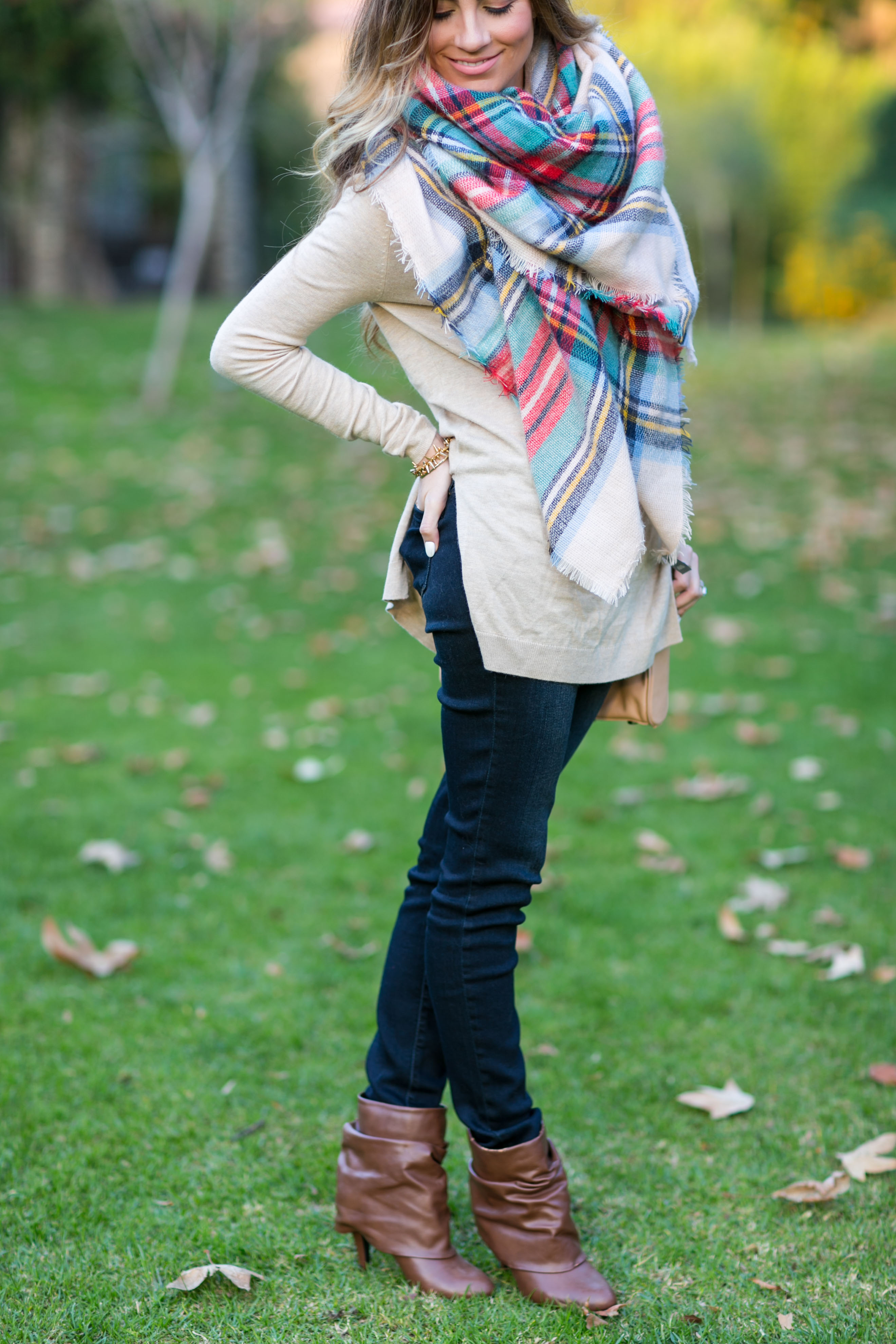 american eagle blanket scarf fall outfit angela lanter hello gorgeous