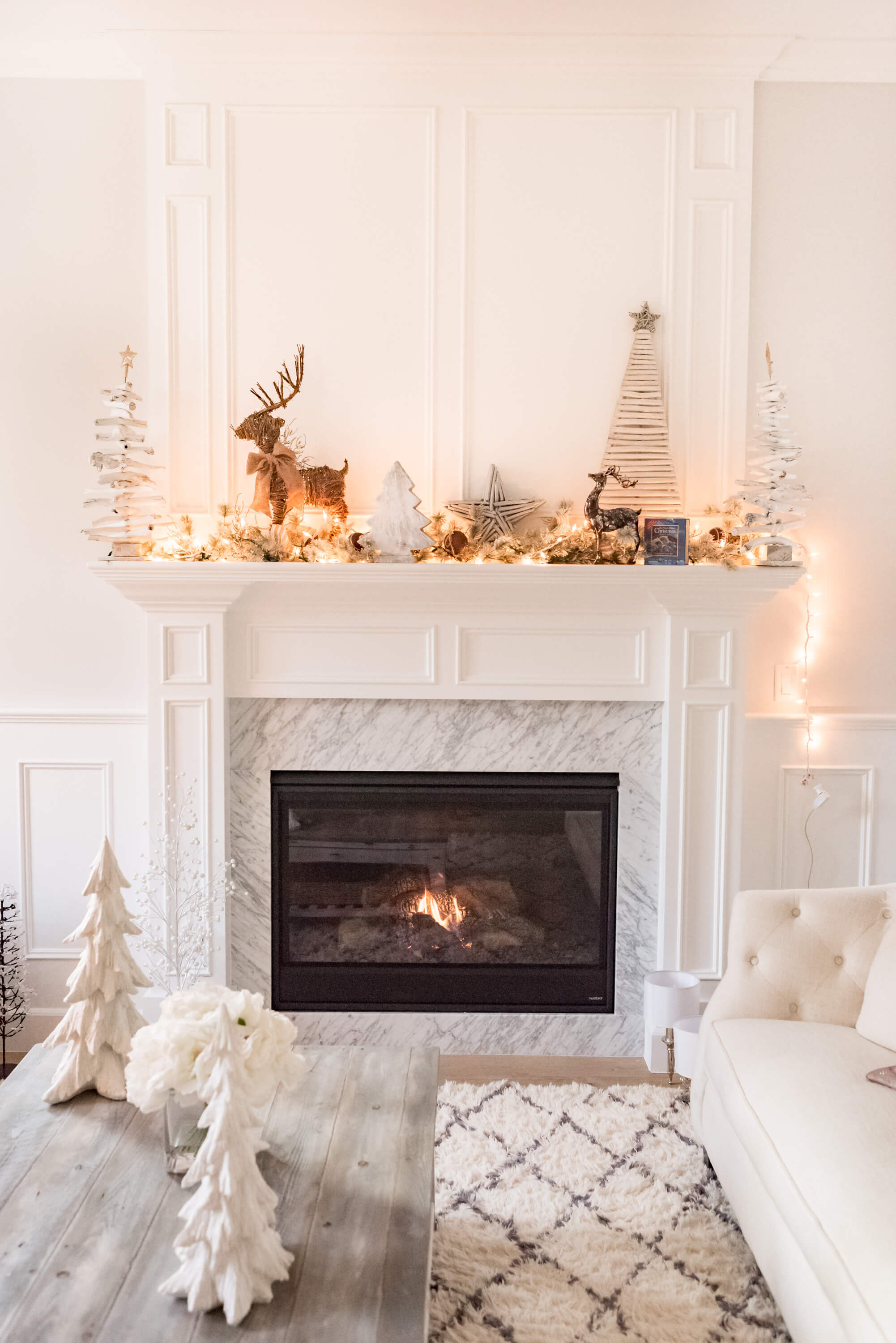 Christmas Home Decor Tour 2017 - Hello Gorgeous, by Angela Lanter