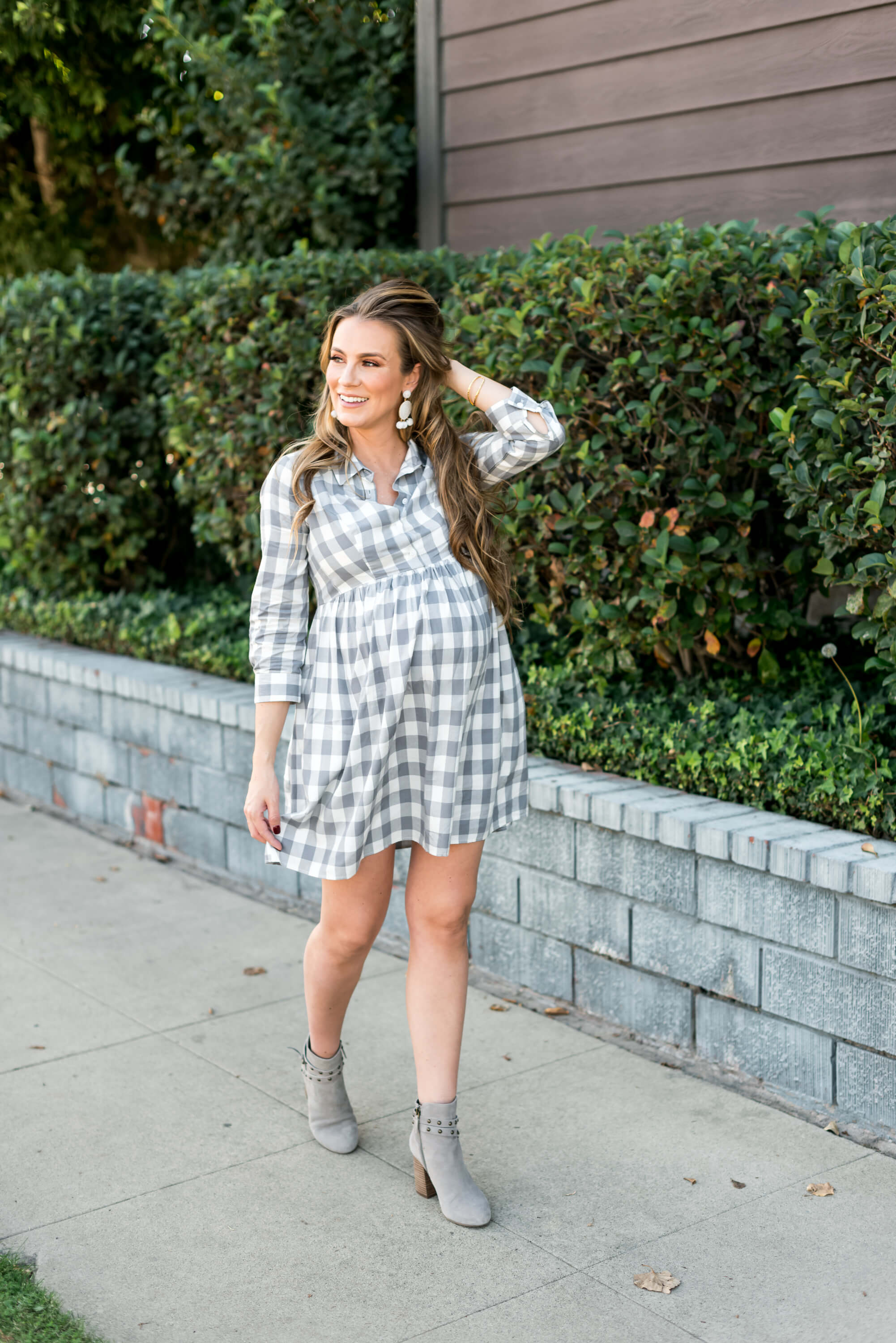 maternity pregnancy fashion style ootd angela lanter hello gorgeous