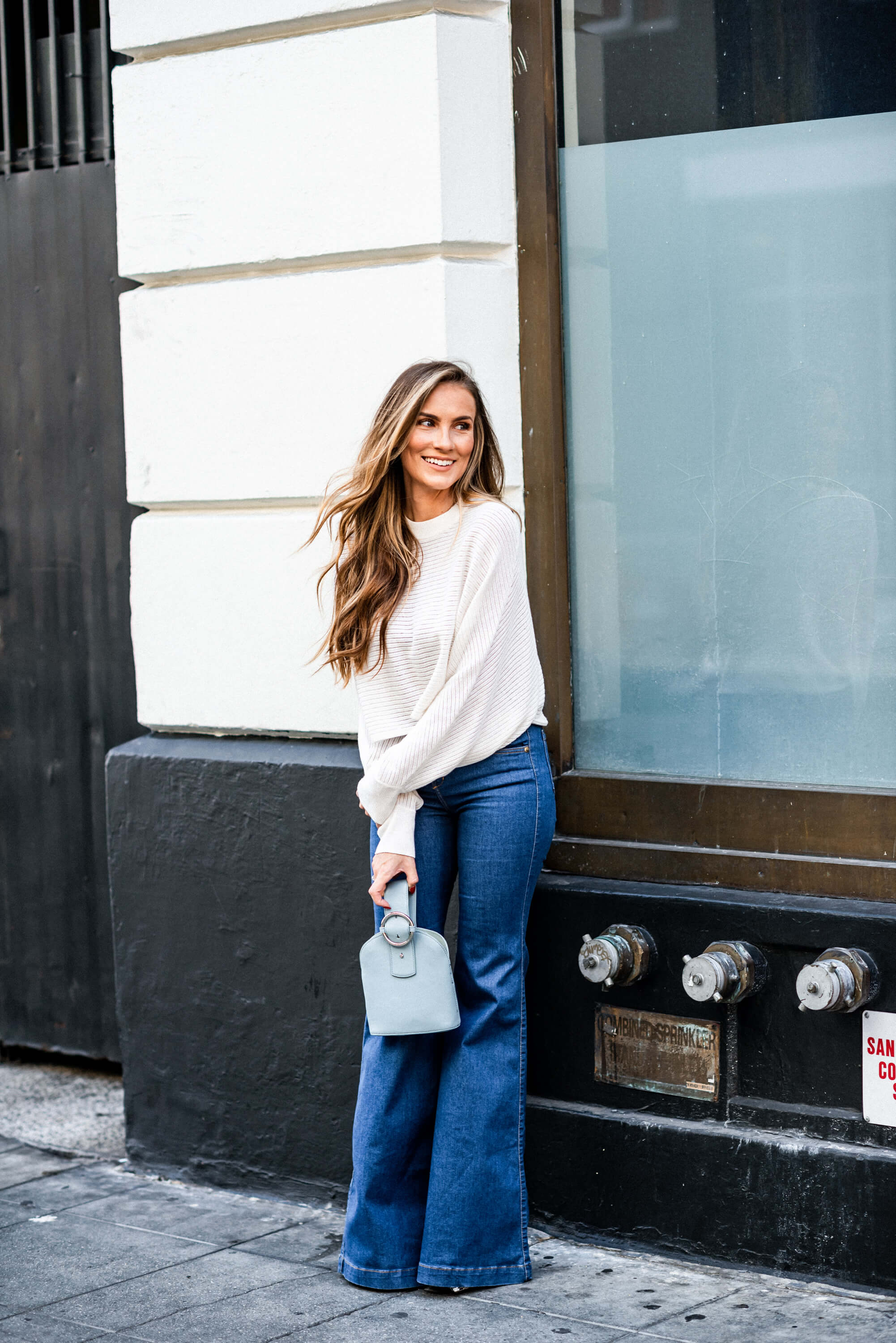 GTT: The (un)Reality of Social Media | Casual Flare Jeans Outfit for ...