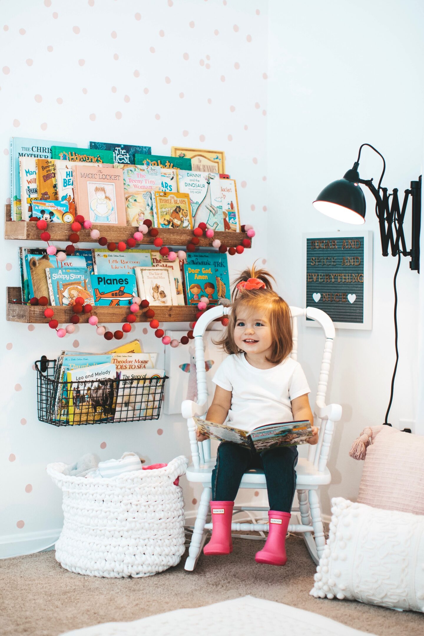 Townhouse Project: Nursery Book Nook DIY - Hello Gorgeous, by Angela Lanter