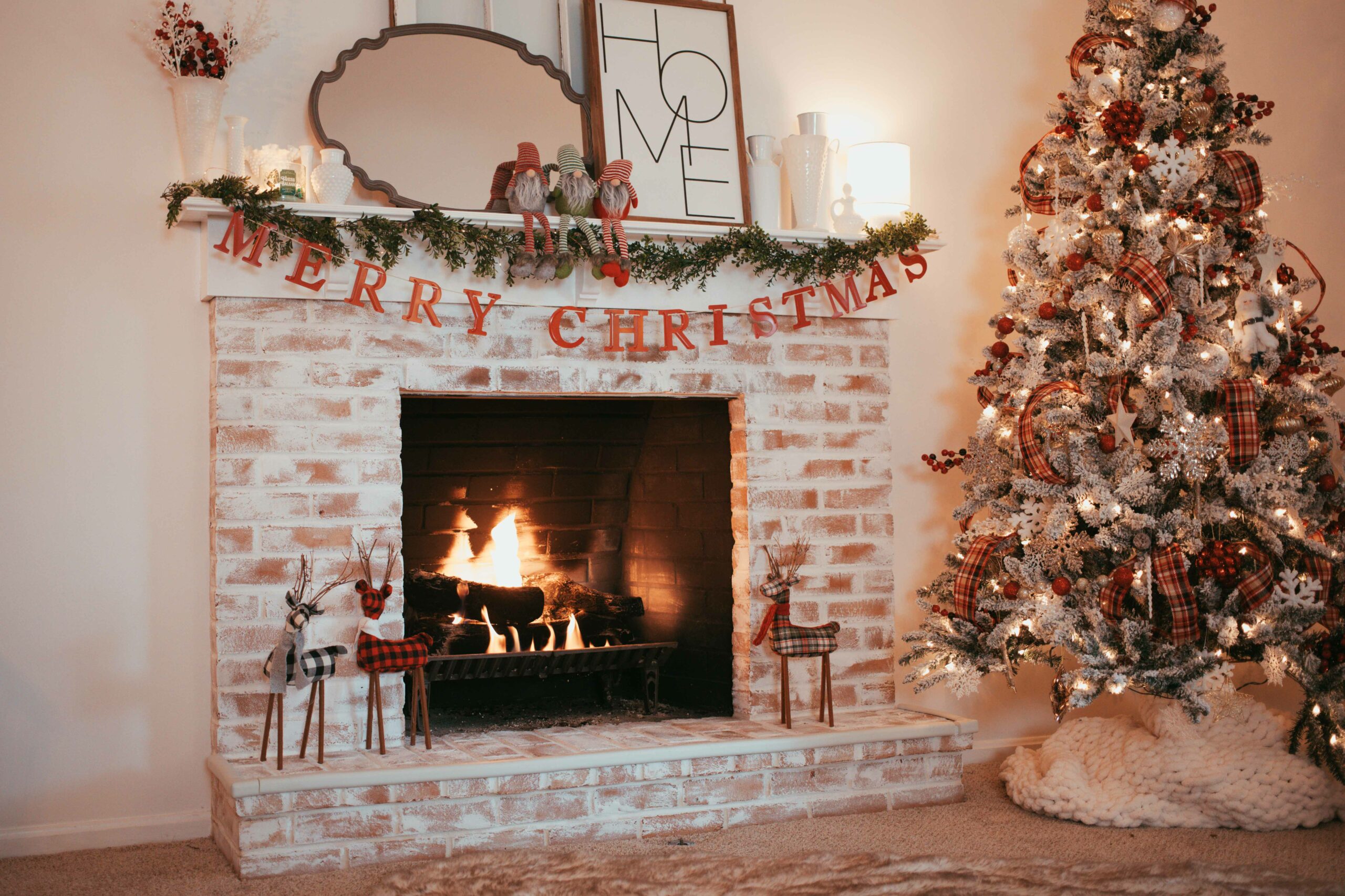 How to Decorate Your Christmas Tree Under $125 - Hello Gorgeous, by ...