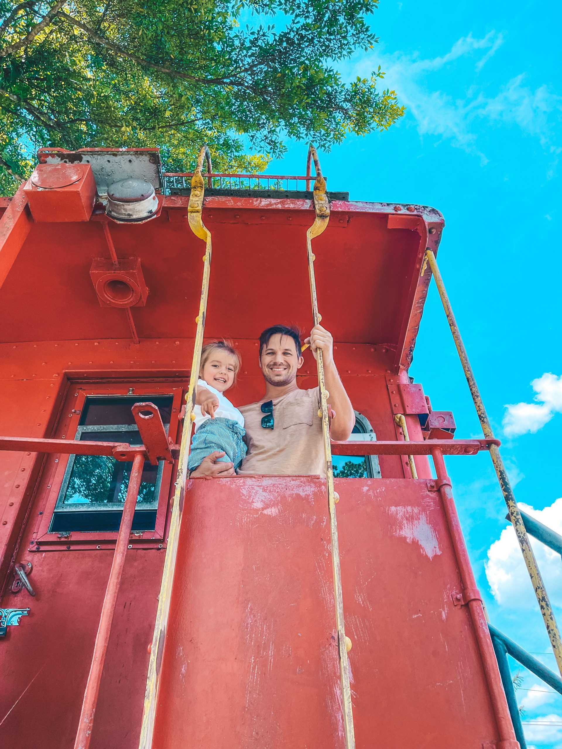 Bell Buckle Tennessee travel guide visit angela lanter