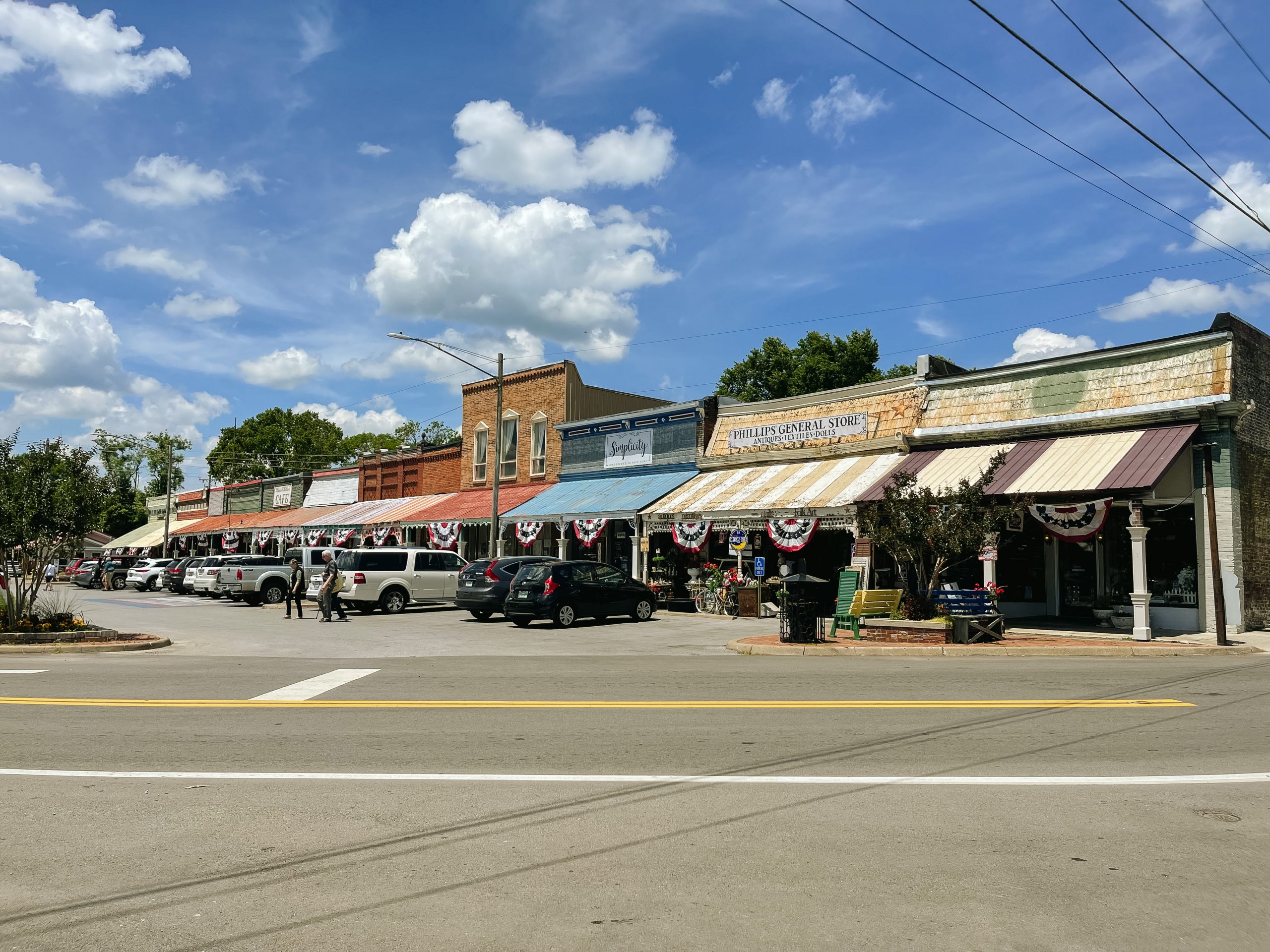 Bell Buckle Tennessee travel guide visit angela lanter