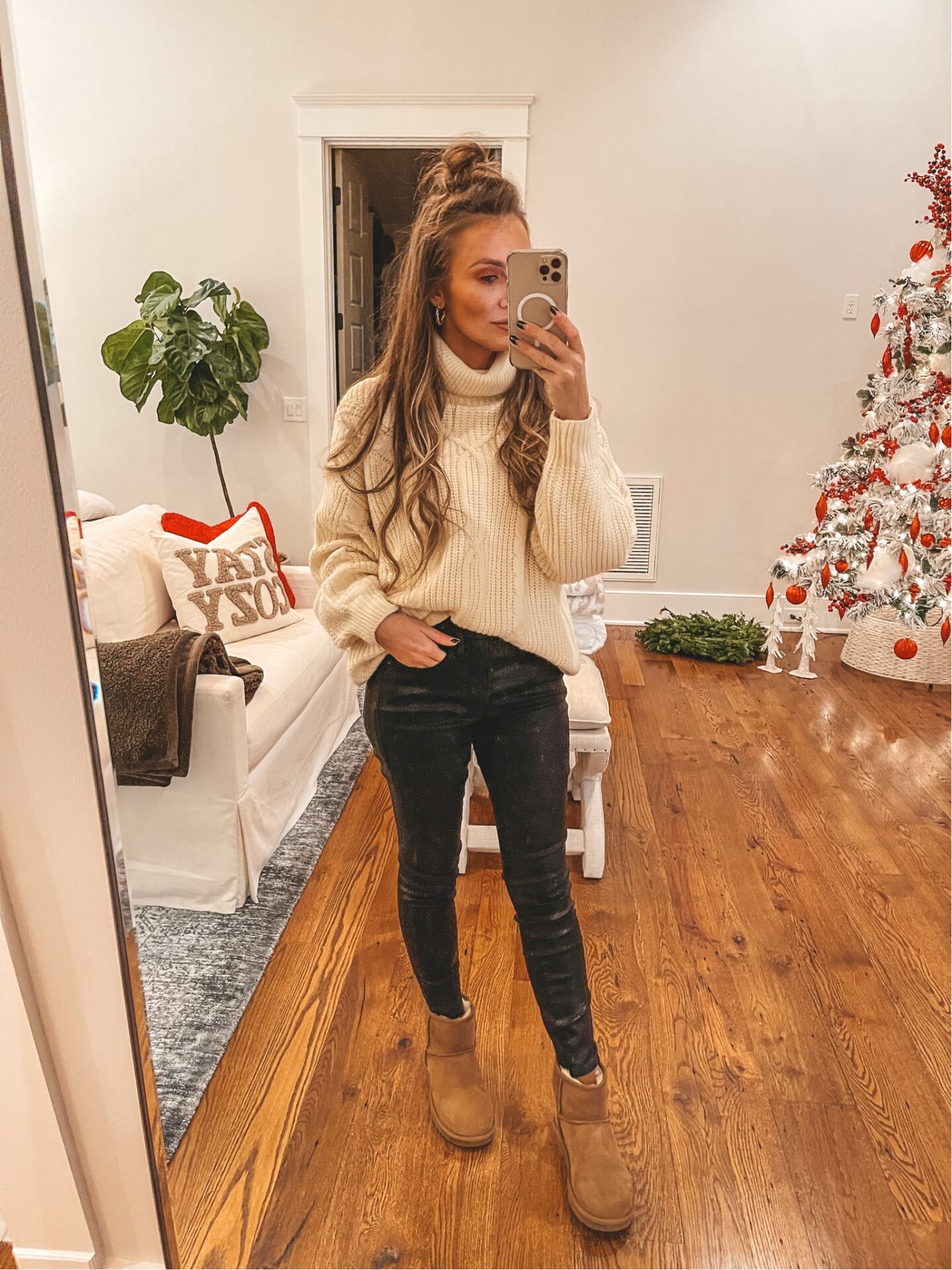 Our Favorite Ugg Boots - Somewhere, Lately  Ugg boots outfit, Uggs outfit  winter, Winter boots outfits