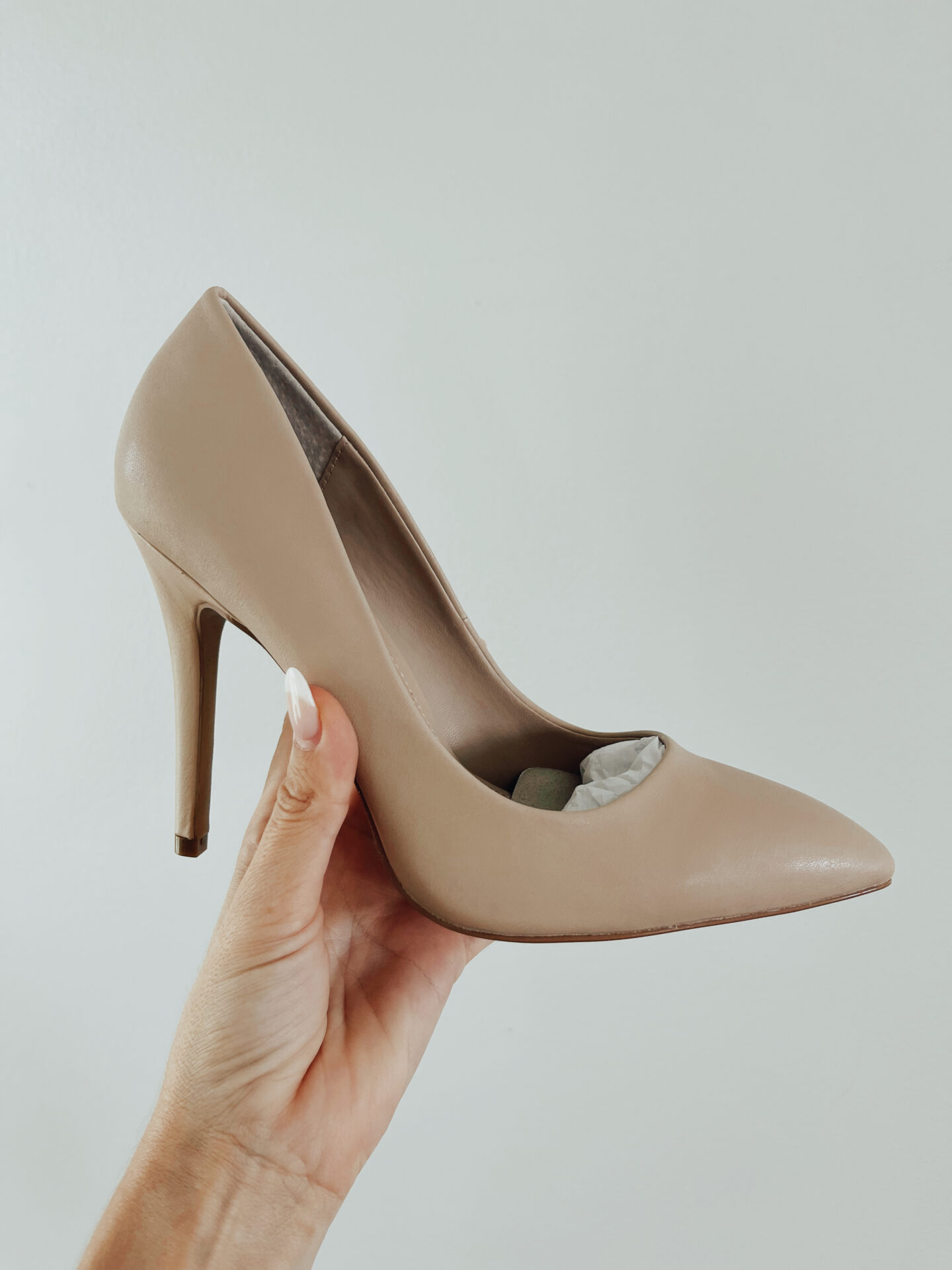 Nude best sale on heels