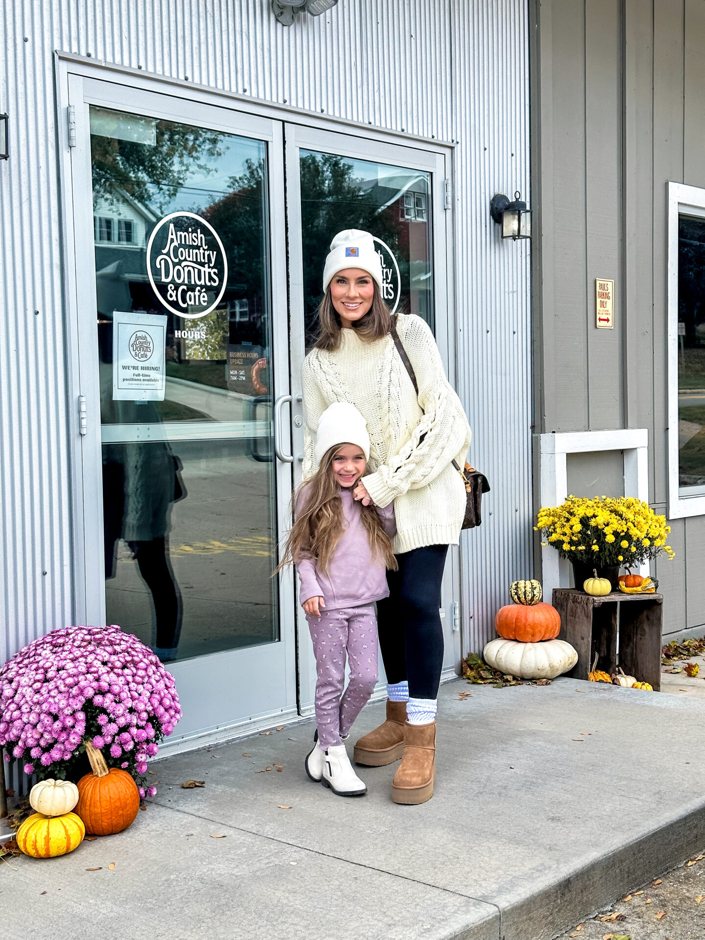 fall family bucket list by lifestyle blogger Angela Lanter amish country visit sugar creek, ohio