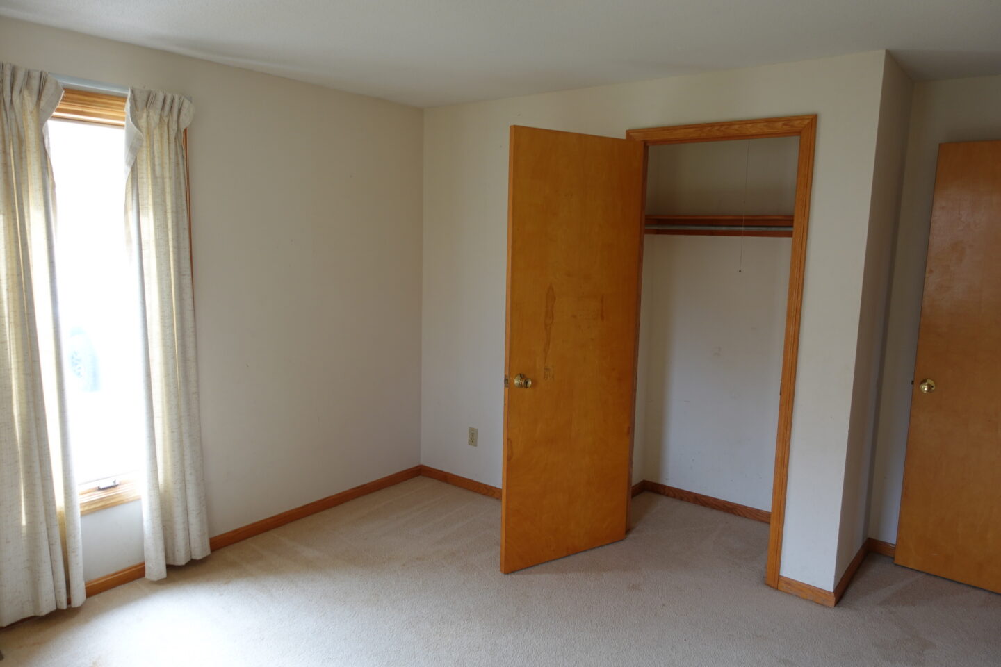 bedroom closet before Ohio house bedroom makeover