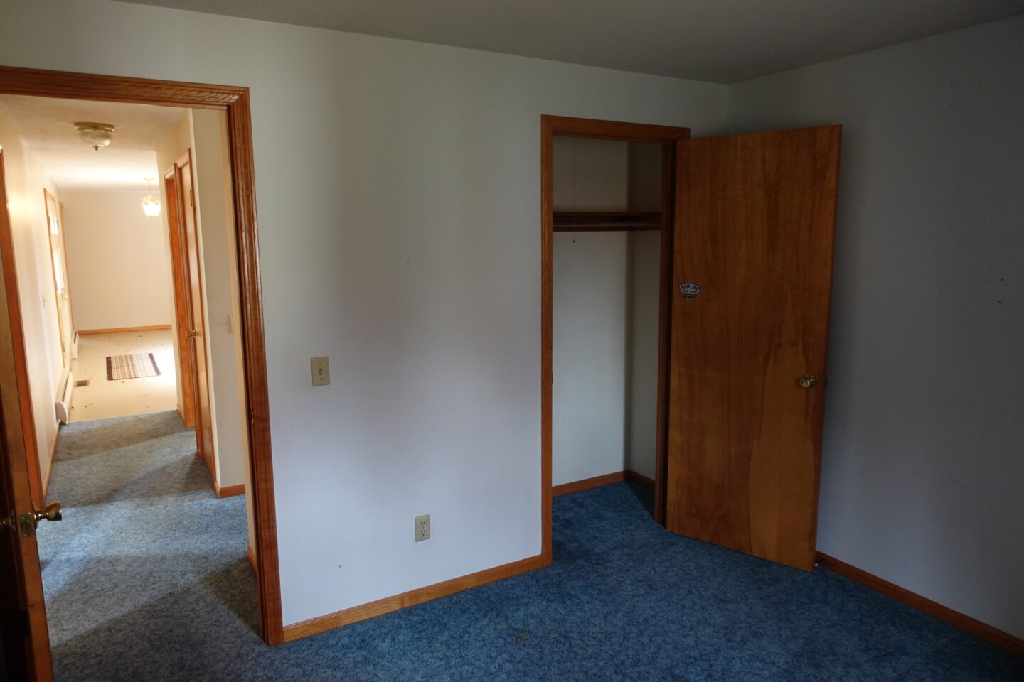 bedroom closet and hallway before Ohio house bedroom makeover